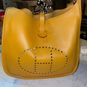 Vintage Hermes Evelyn GM